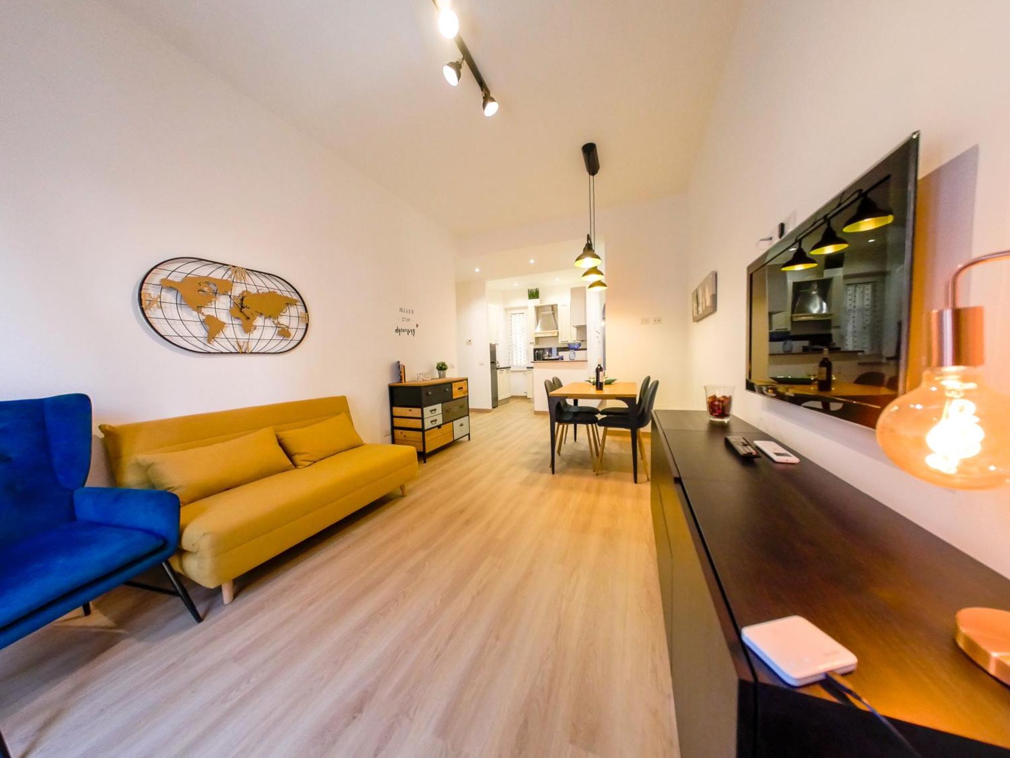 Chic Modern 2-Bedroom Near Metro ローマ エクステリア 写真